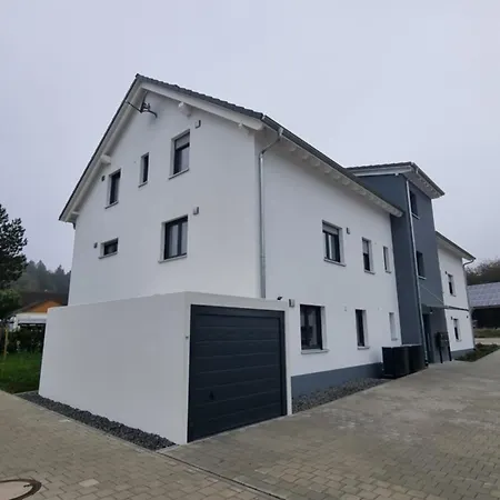 Modern Ausgestattete Neubauwohnung